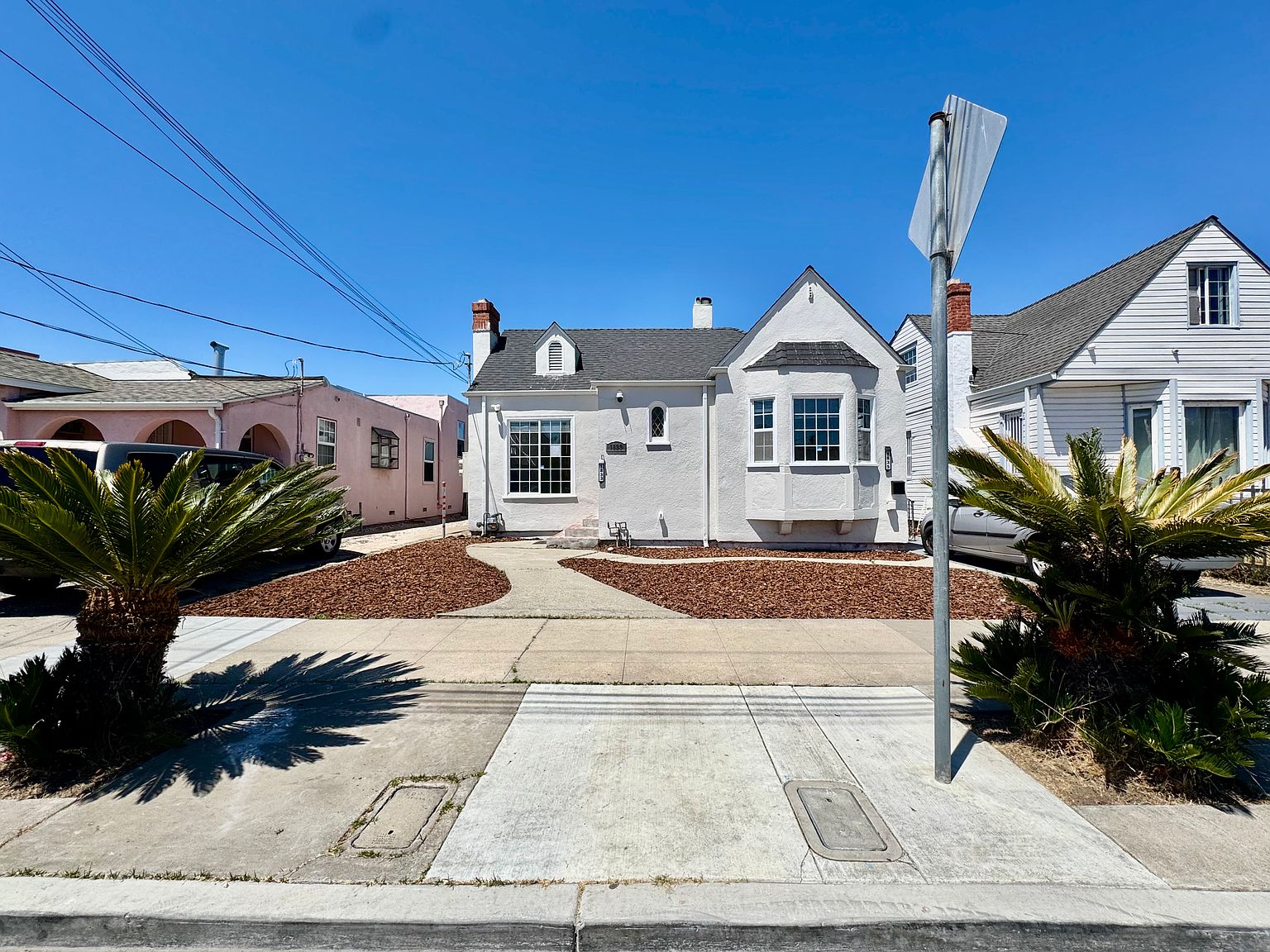 1833 108th Ave photo 3