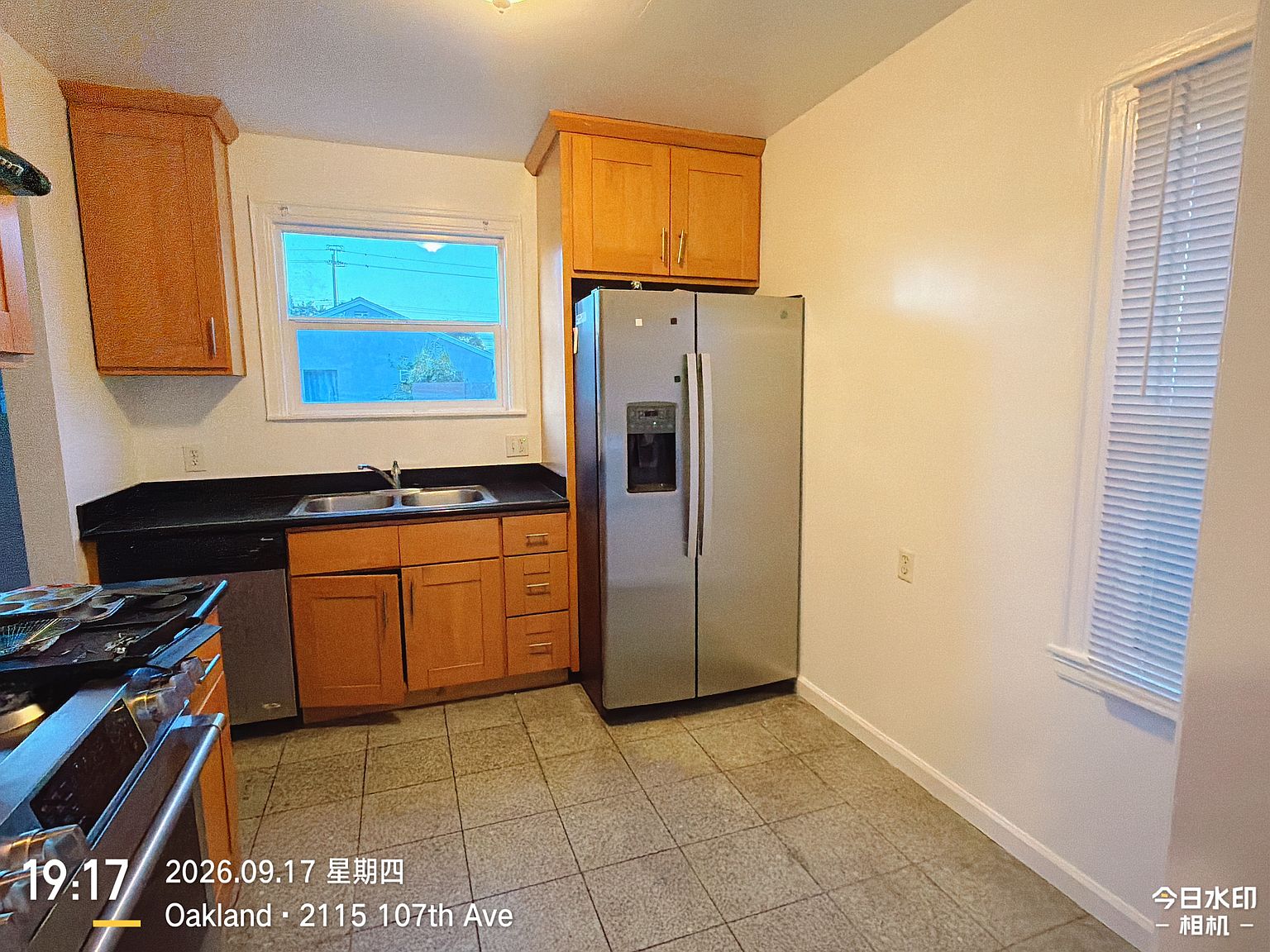 2115 107th Ave photo 4