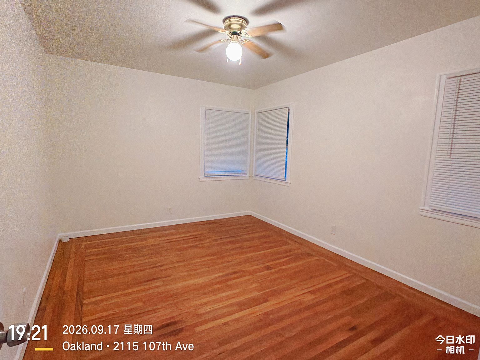 2115 107th Ave photo 2
