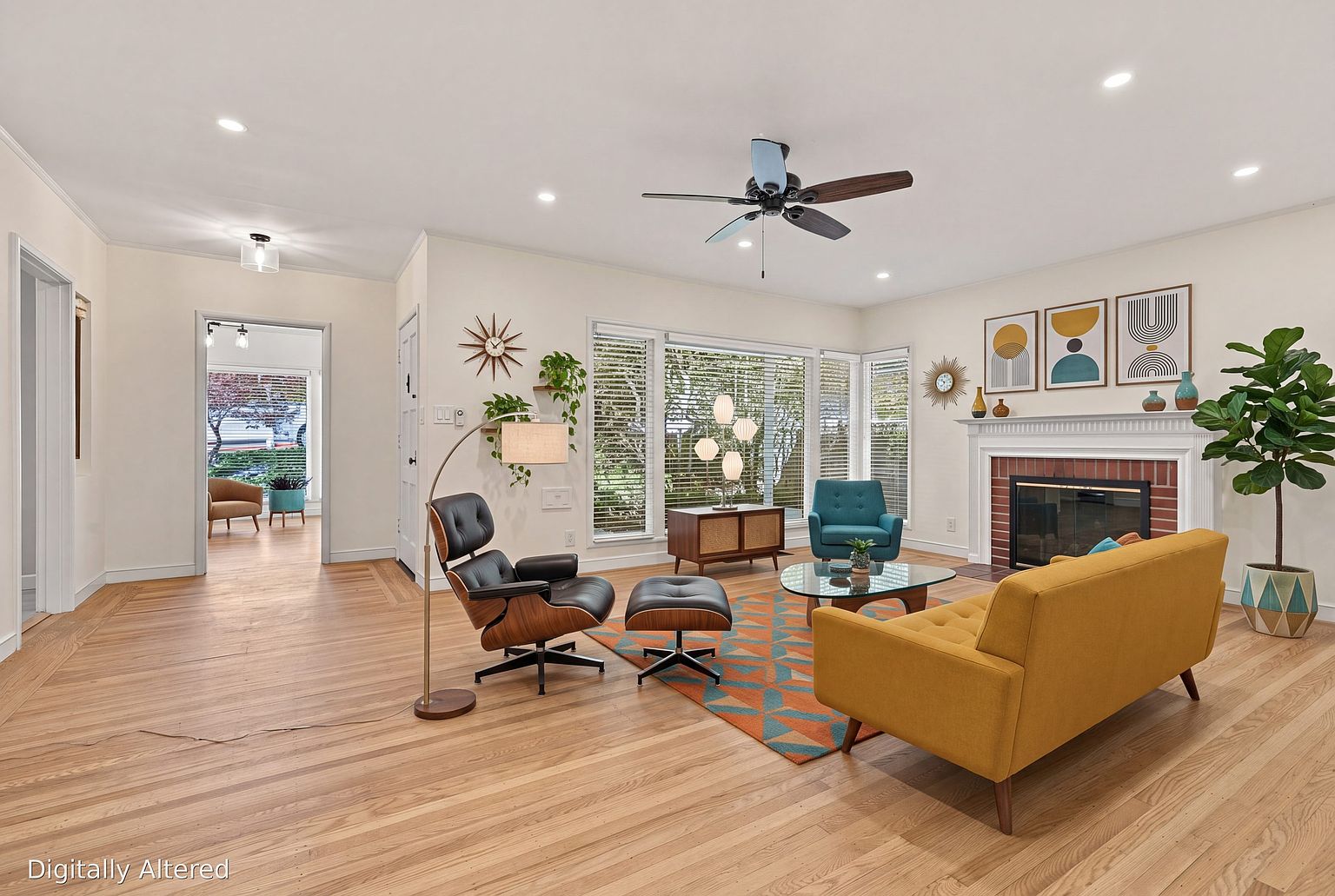 6270 Merced Ave photo 4