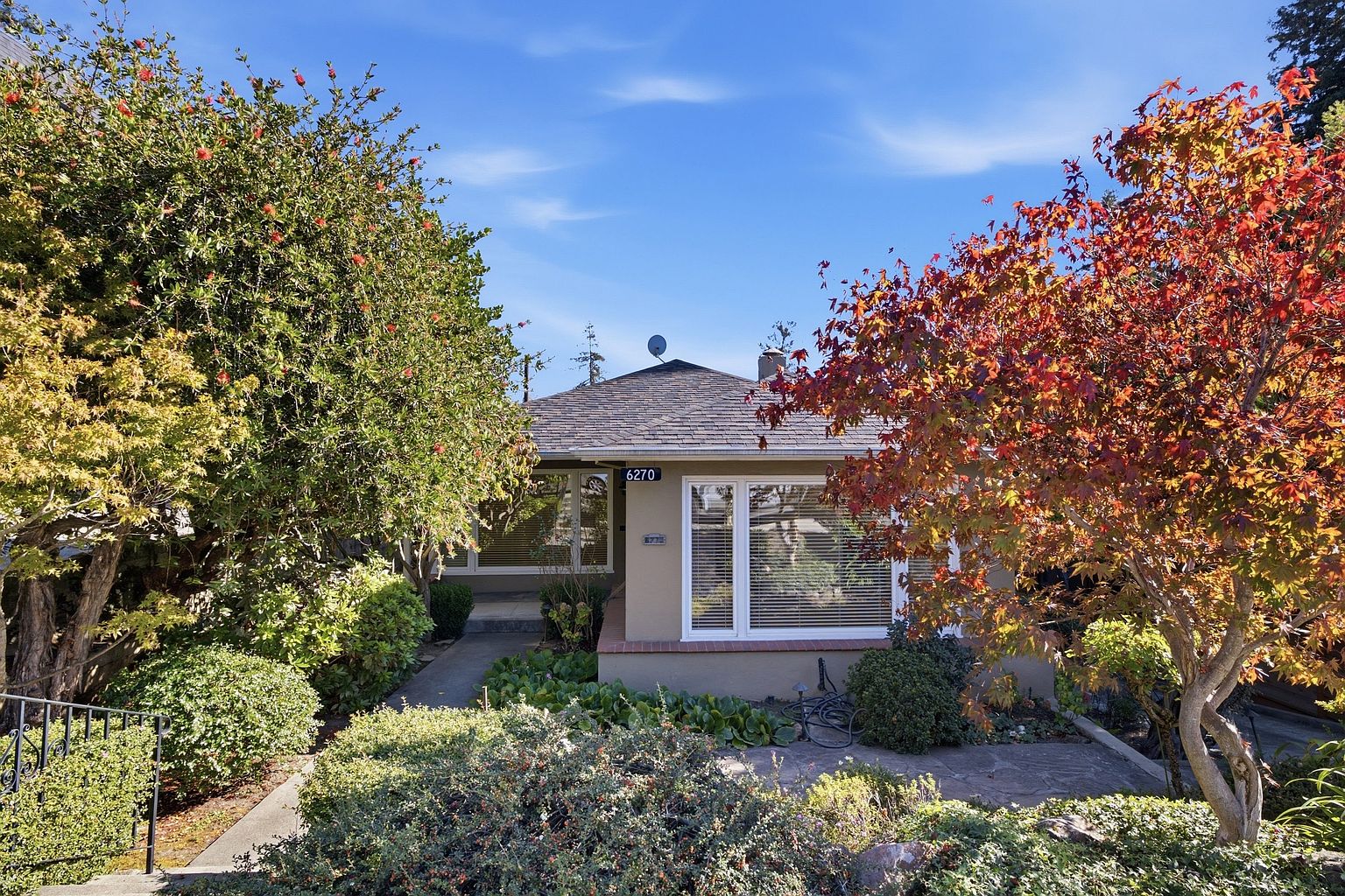 6270 Merced Ave