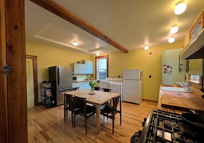 1634 62nd St photo 2