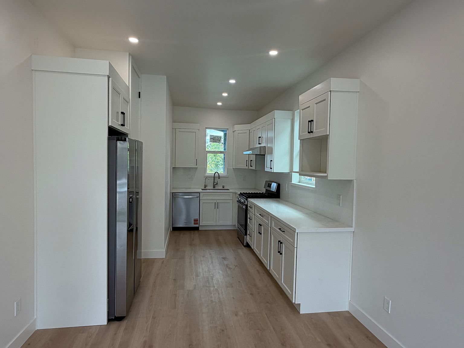1826 Parker St photo 4