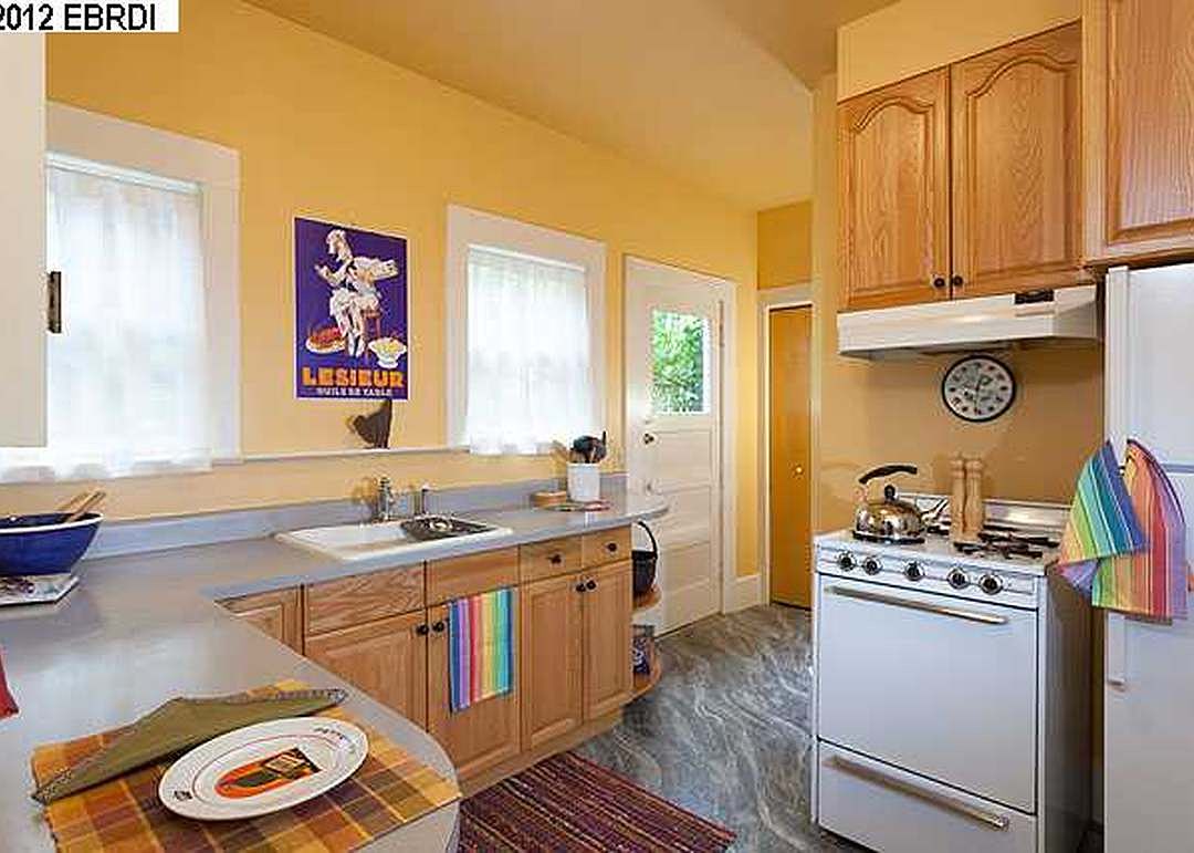 2547 Piedmont Ave photo 4