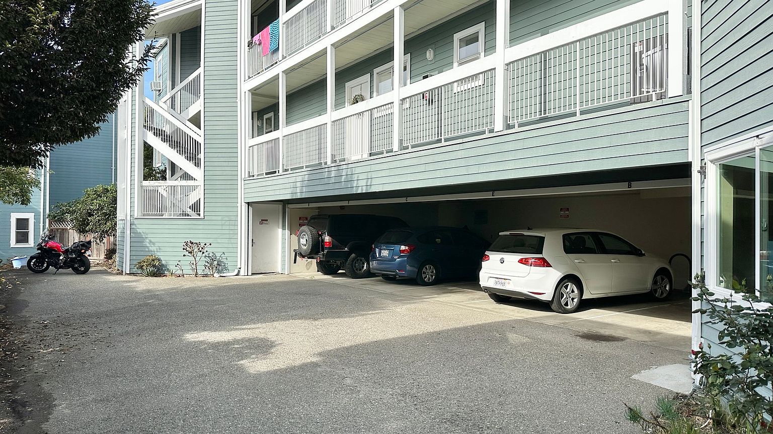 2018 Ninth St unit A photo 2