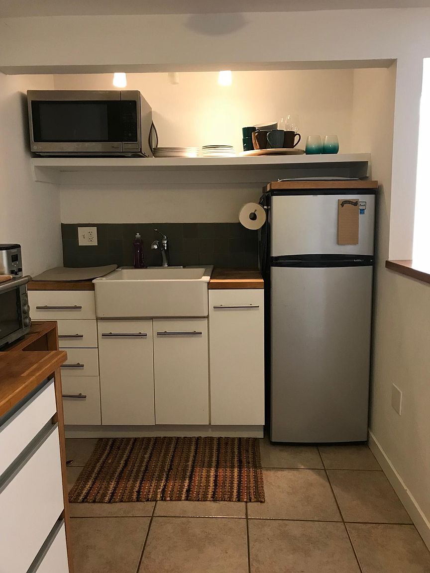 2112 Curtis St photo 3
