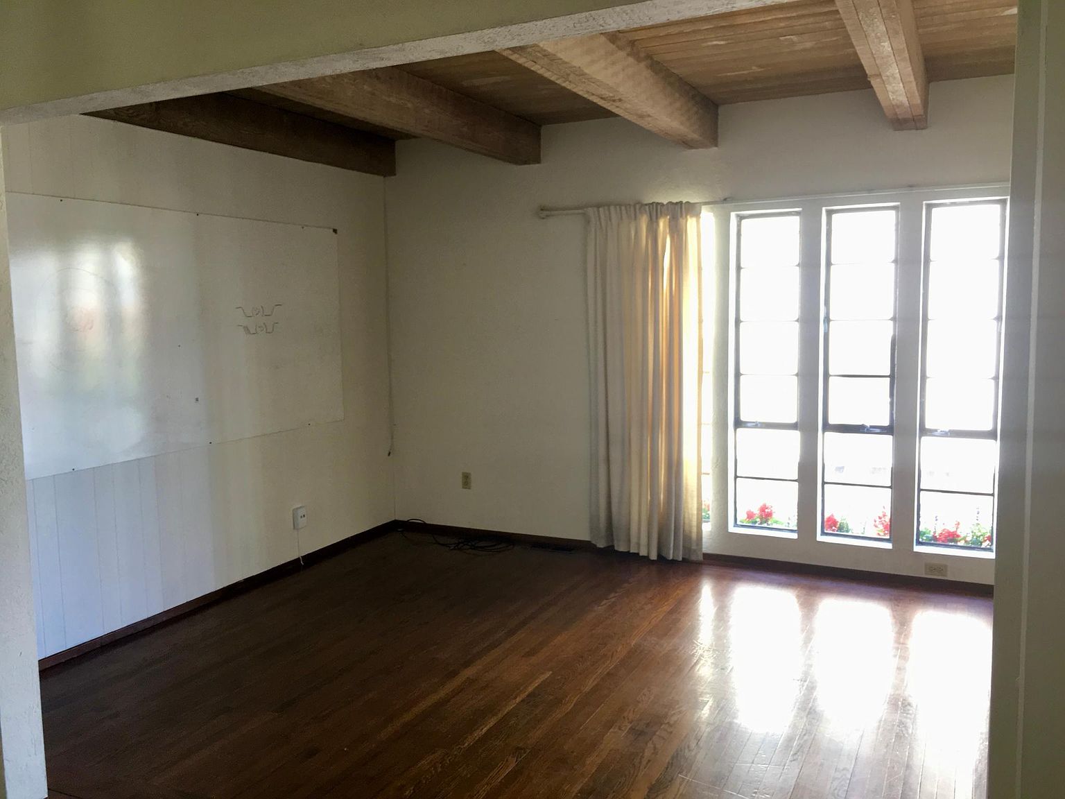 2342 Hilgard Ave Berkeley, CA 94709 photo 5