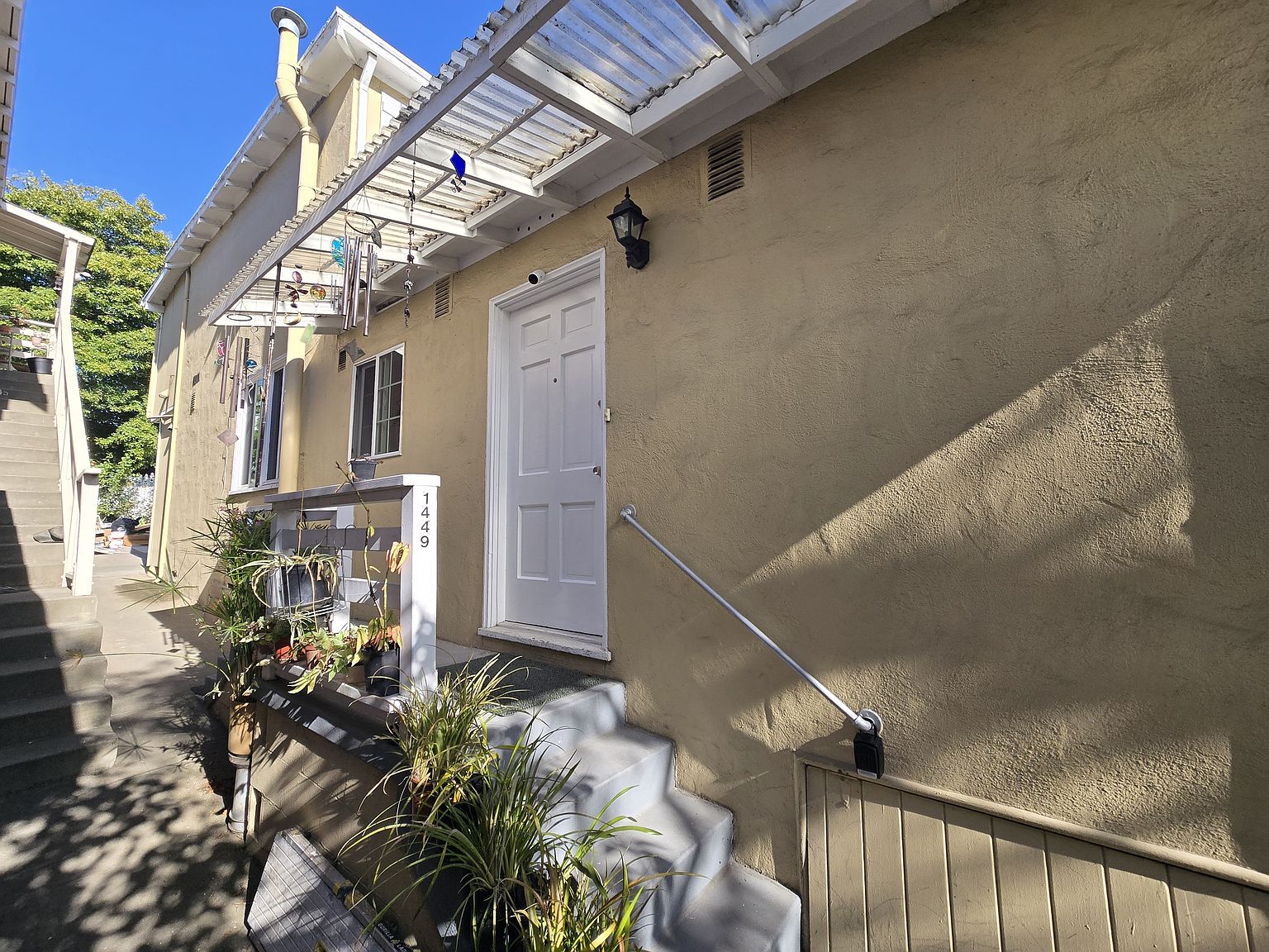 1BR/1BA Duplex on Martin Luther King Jr Way · Berkeley