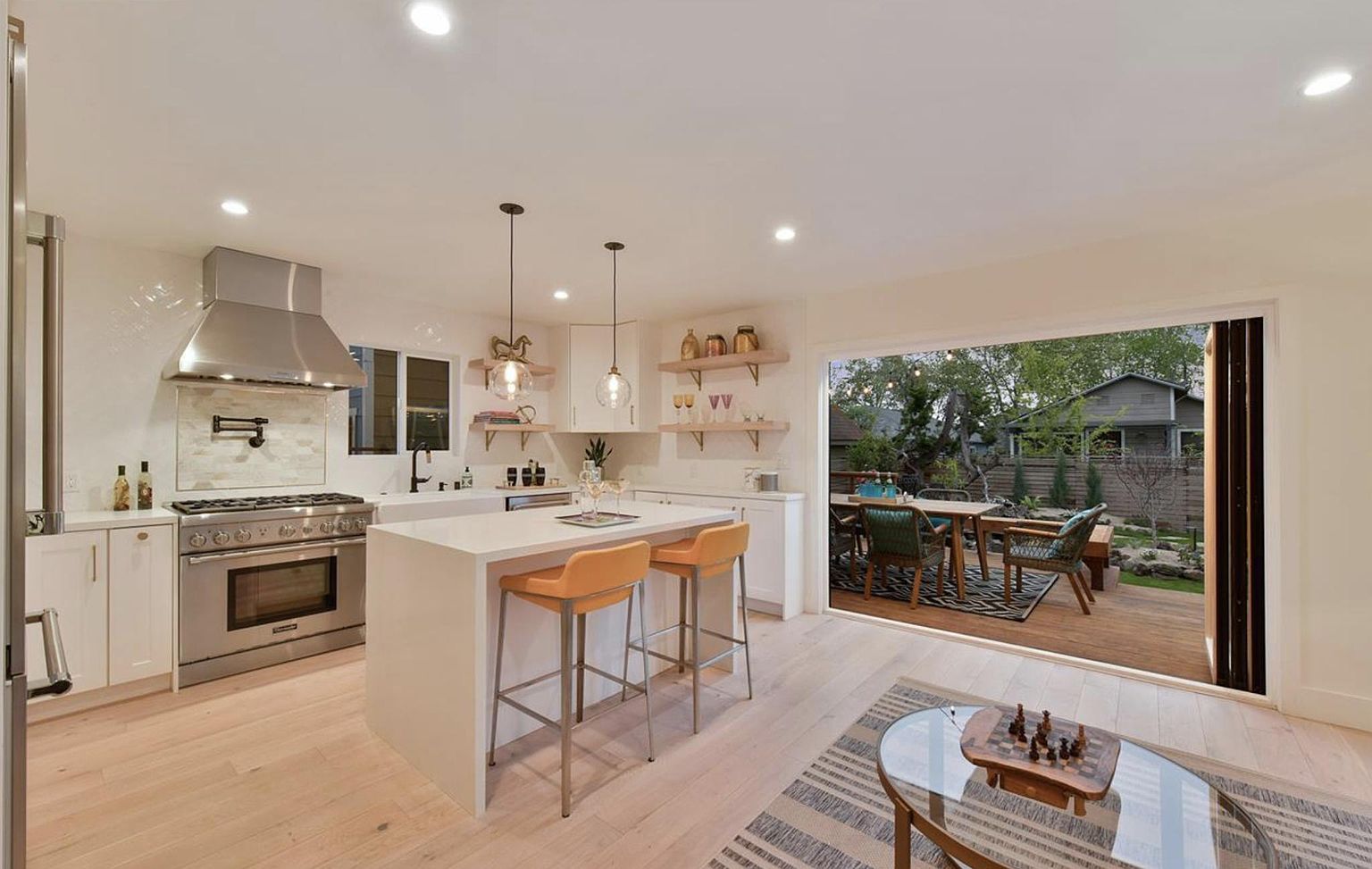 1470 7th St photo 4