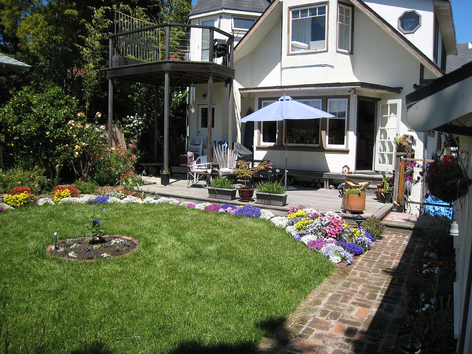 920 Ensenada Ave photo 2