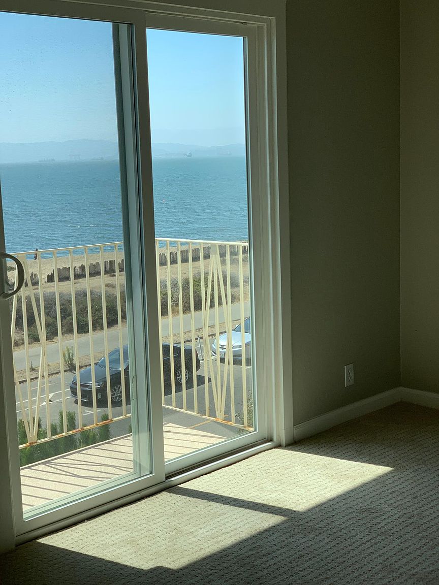 933 Shore Line Drive, Alameda, CA 94501 photo 4