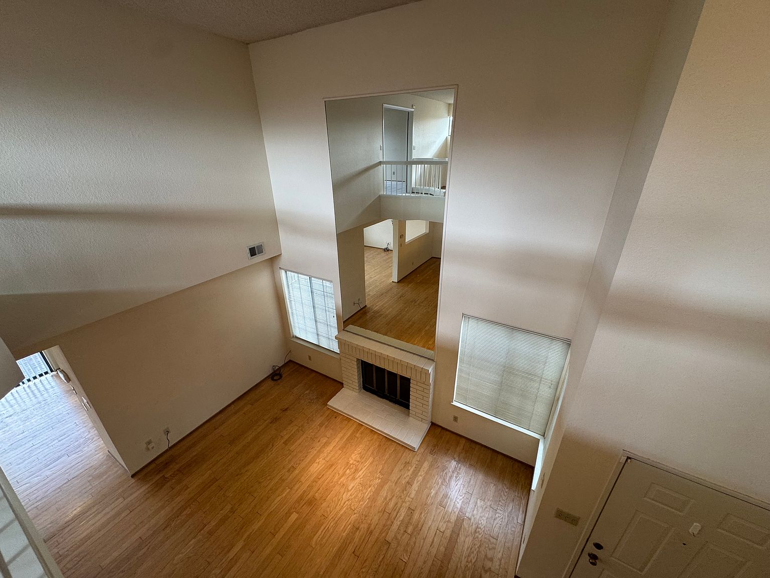 Apartments on Payot Ct · Alameda photo 5