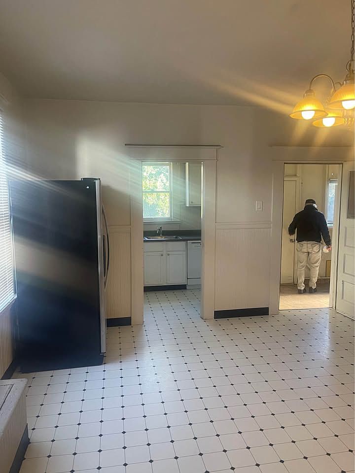 361 W Juana Ave photo 4