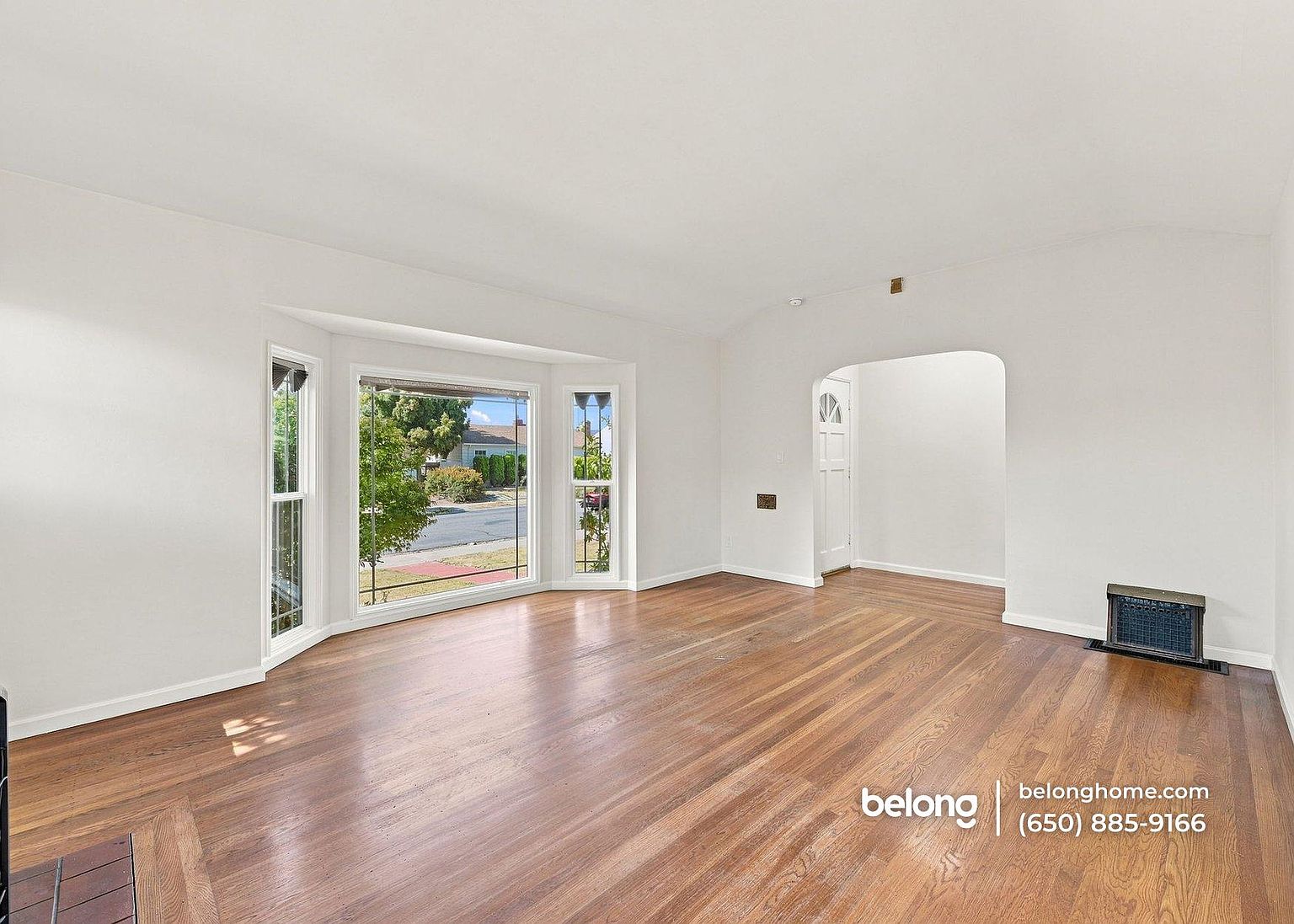 279 Bowling Green St photo 5