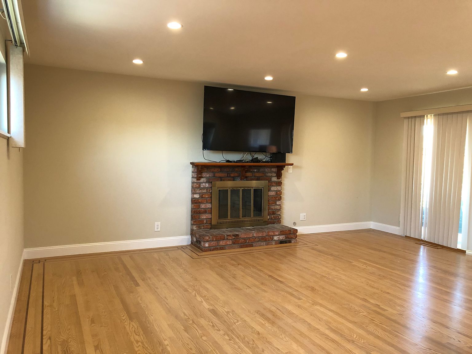 3818 Anza Way photo 4