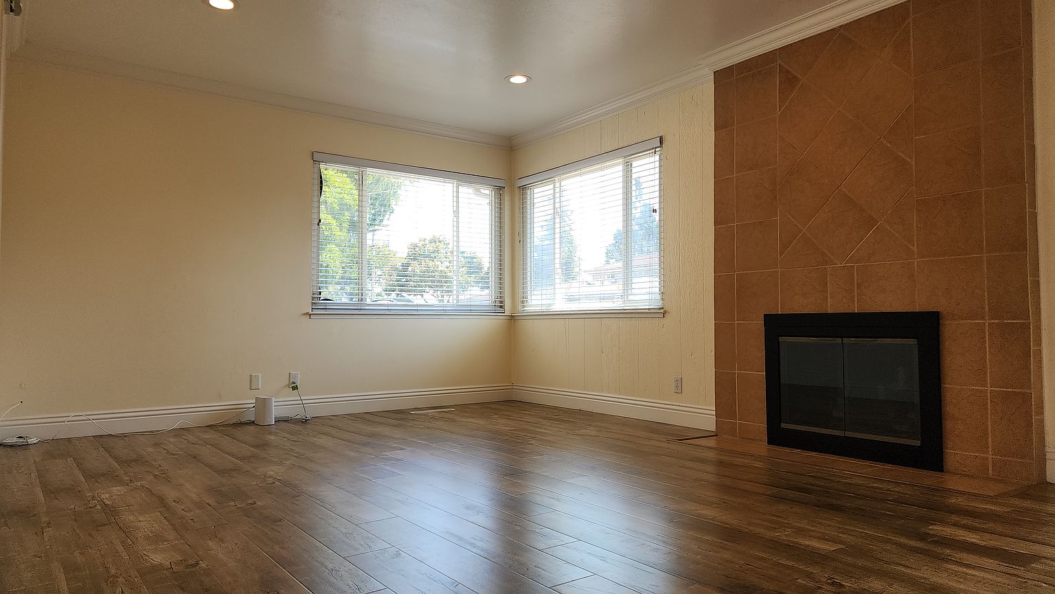 31402 Hugh Way photo 4