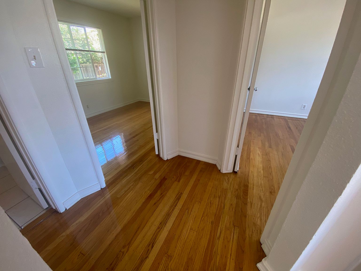 2BR/1BA Single Family House on W Avenue 136th · San Leandro photo 3