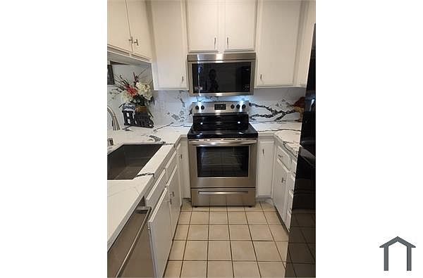272 Galano Plz photo 2