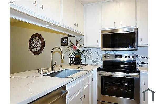 272 Galano Plz photo 5