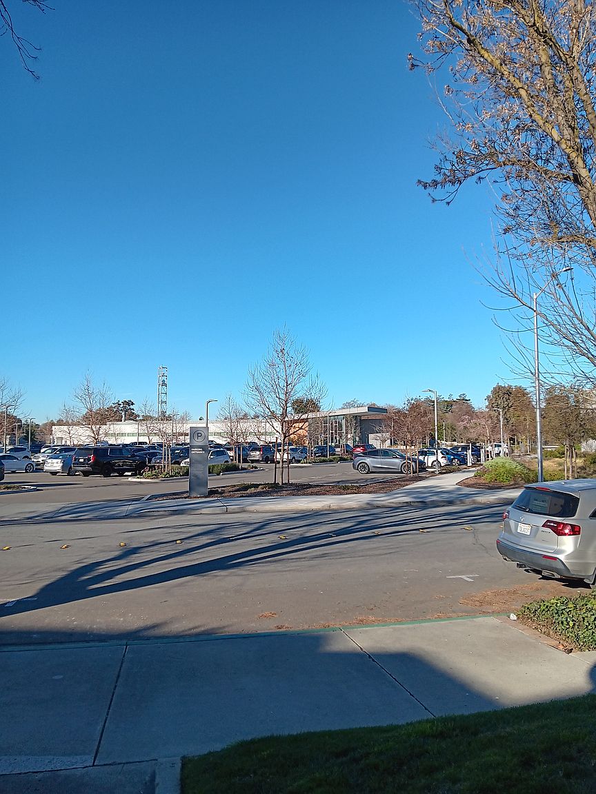 Modern 2br/2ba Condo In Newark – Prime Location &amp; Upgraded Features! photo 2
