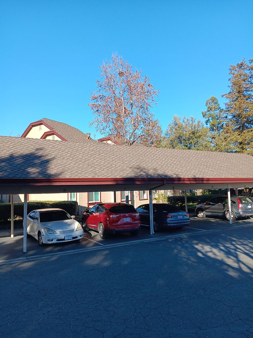 Modern 2br/2ba Condo In Newark – Prime Location &amp; Upgraded Features! photo 3