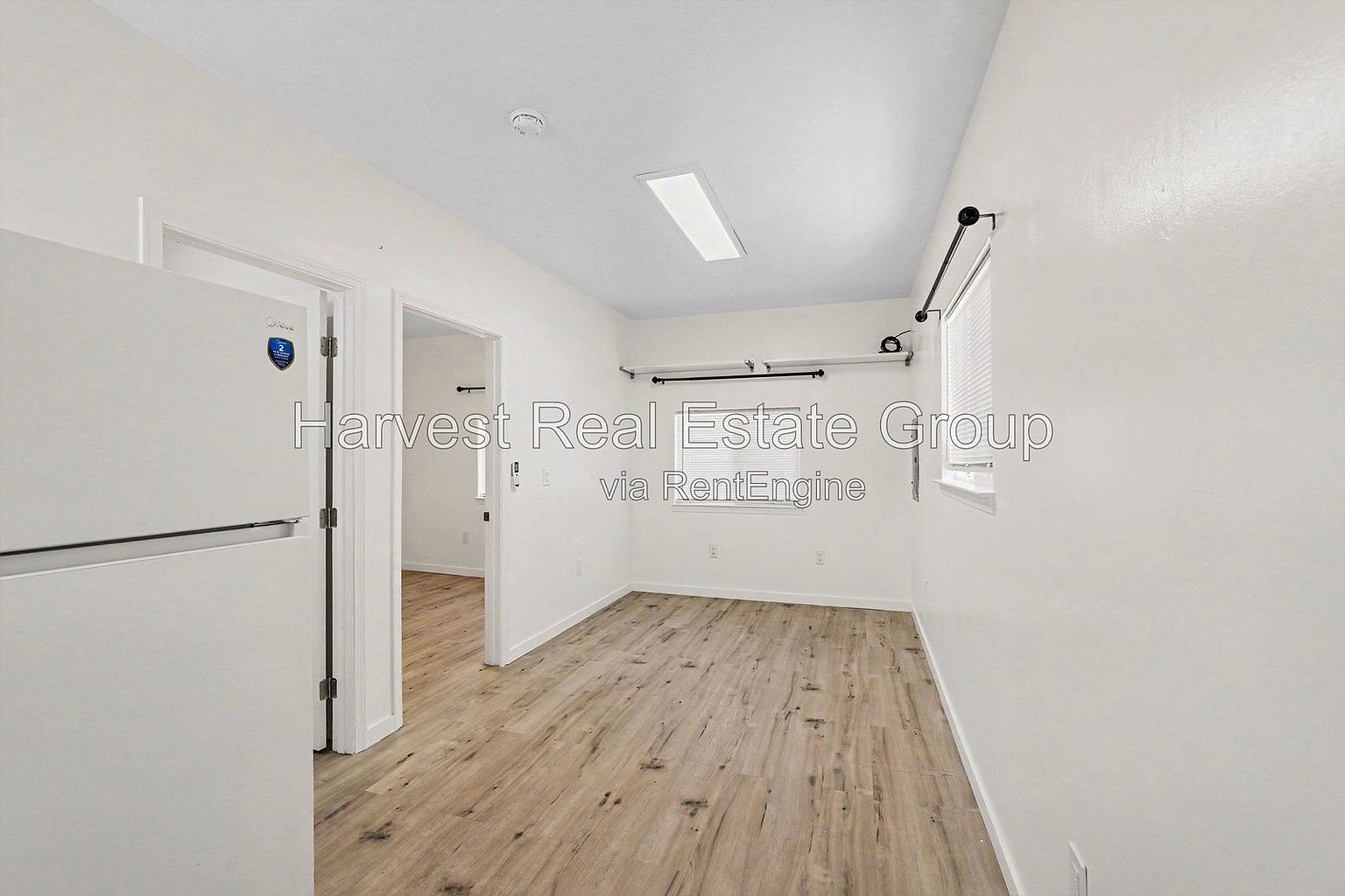 3663 Madeira Way photo 3
