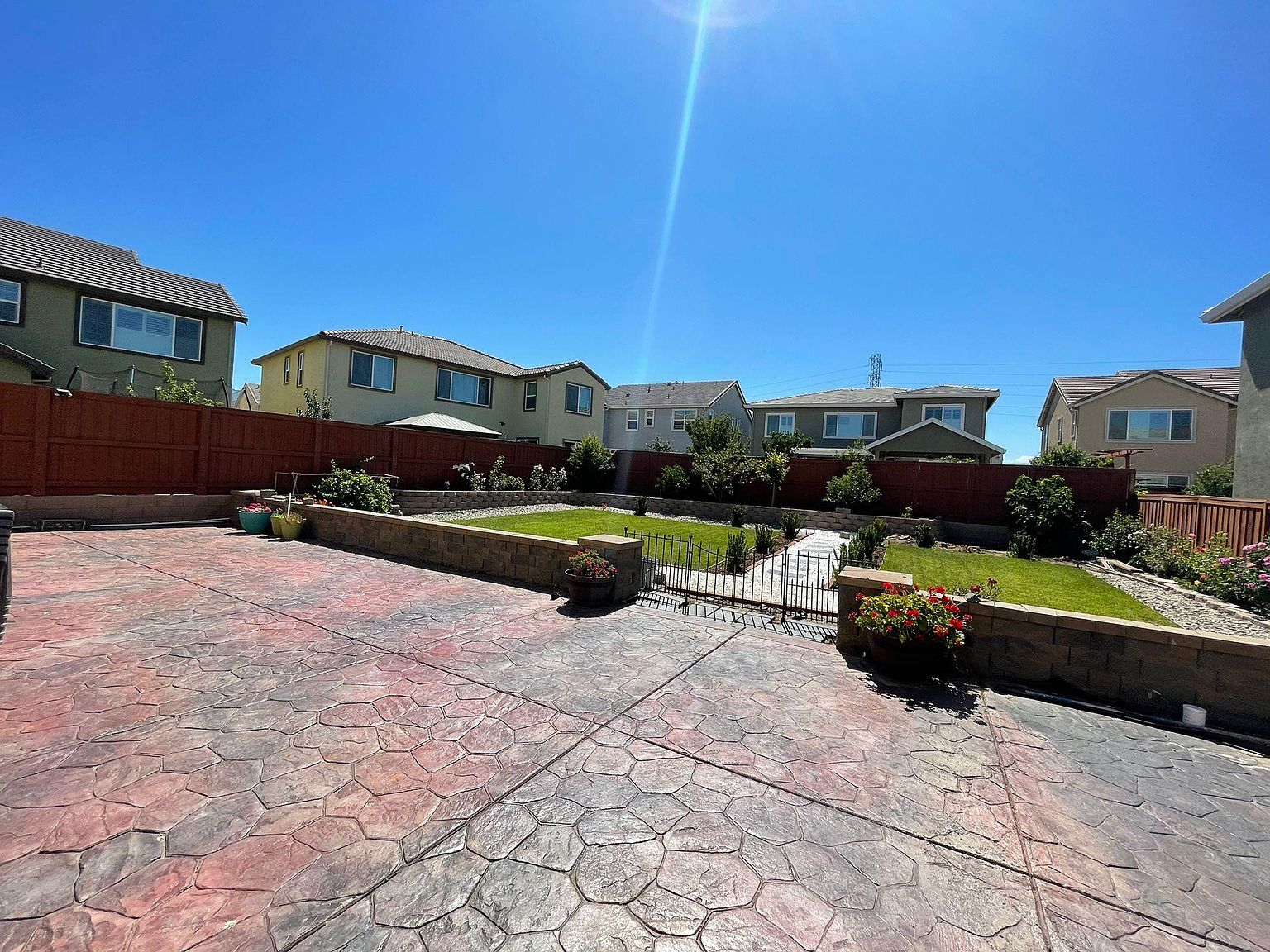 1323 Cow Ct photo 2
