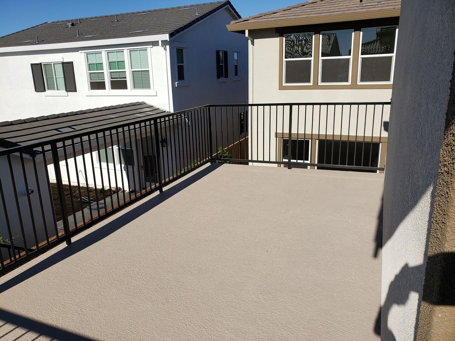 1469 Terra Verde St Tracy, CA 95391 photo 2