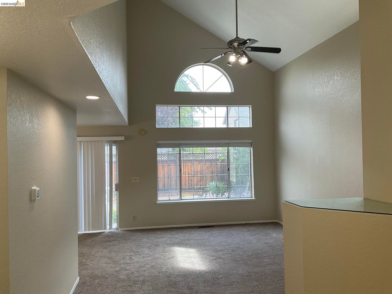 1020 Bellflower St photo 5