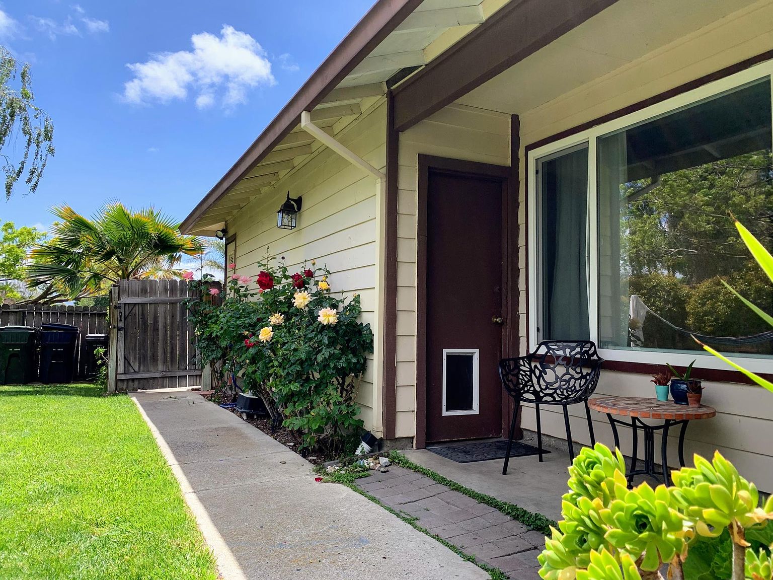 5490 Scenic Ave photo 4