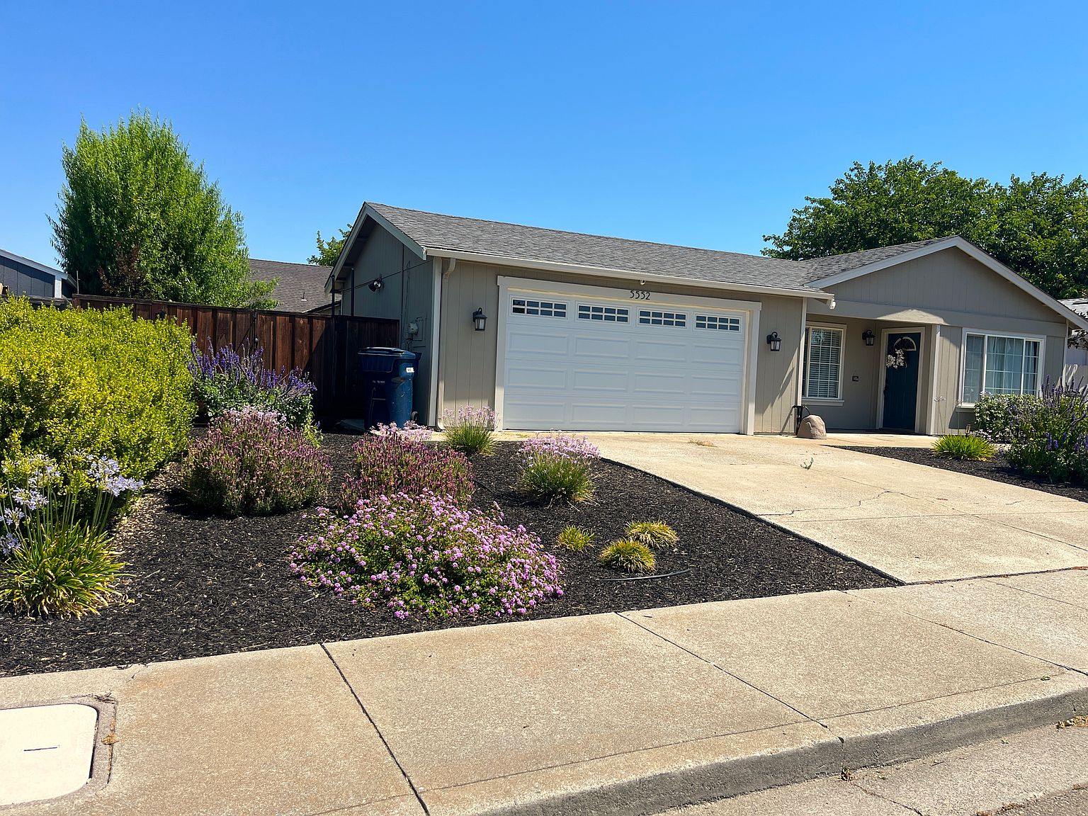 5552 Idlewild Ave photo 2