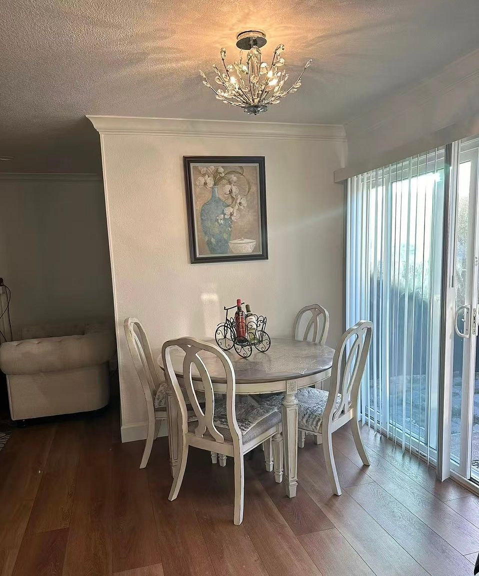375 Hacienda Ave photo 3