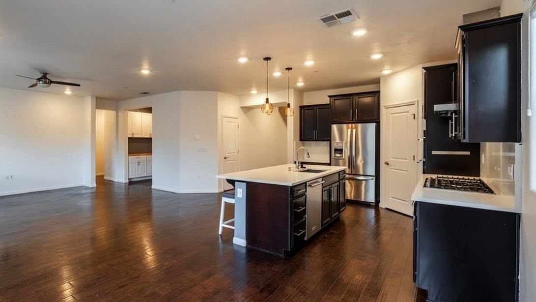 974 Princess Way photo 2