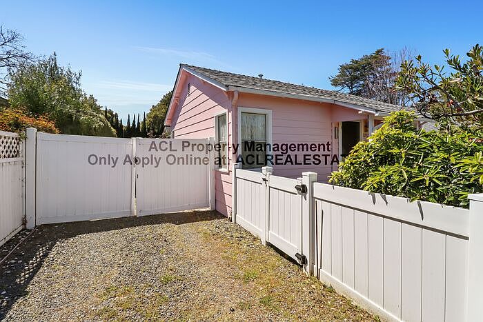 22325 N 4th St photo 5