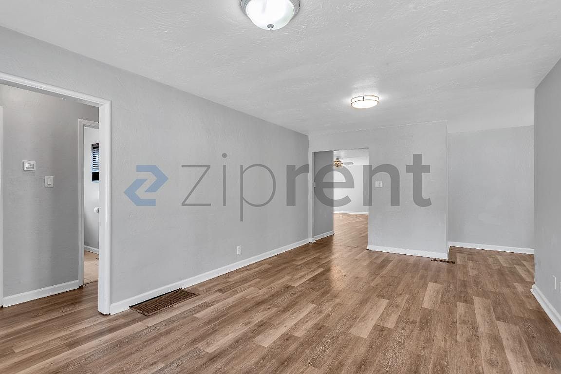 2838 Romagnolo St photo 4