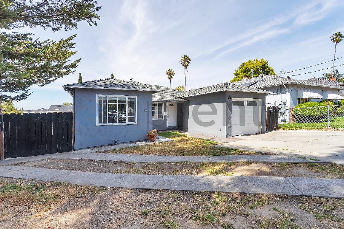 2838 Romagnolo St photo 2