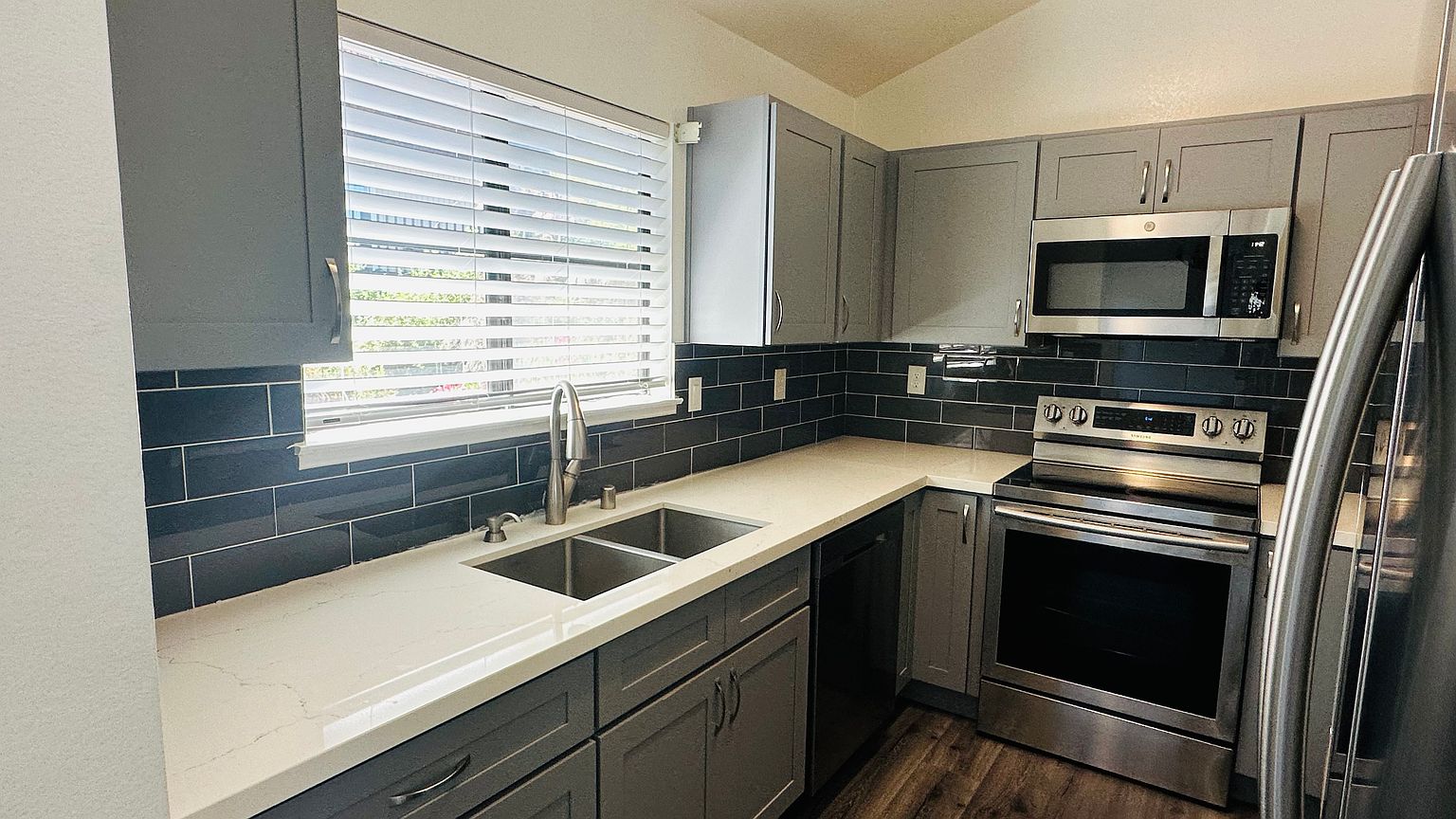 23460 Lakeridge Ave Hayward, CA 94541 photo 5