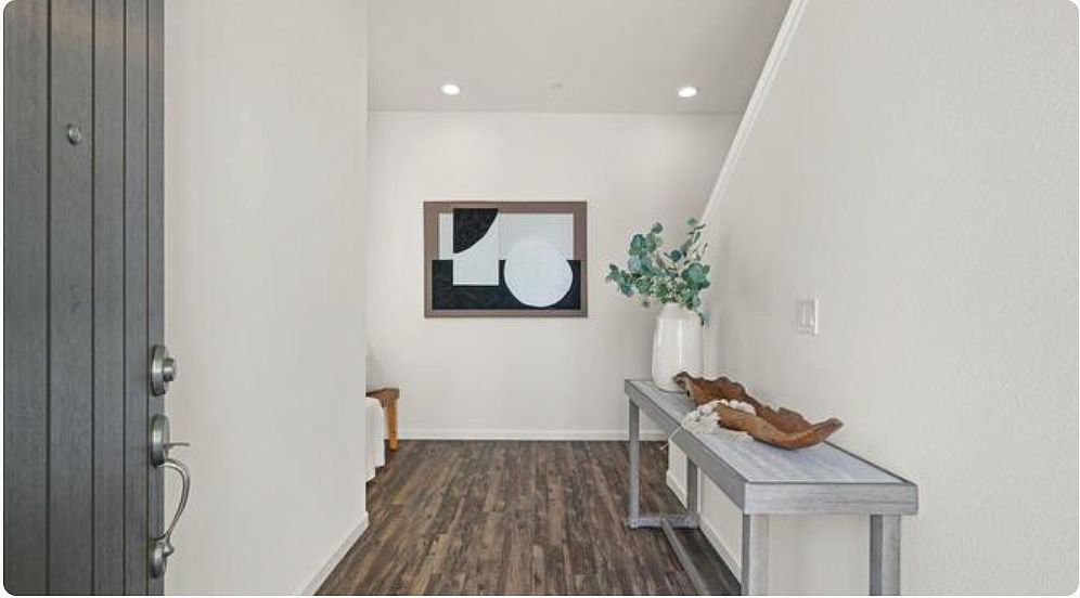 223 William Manly St photo 2