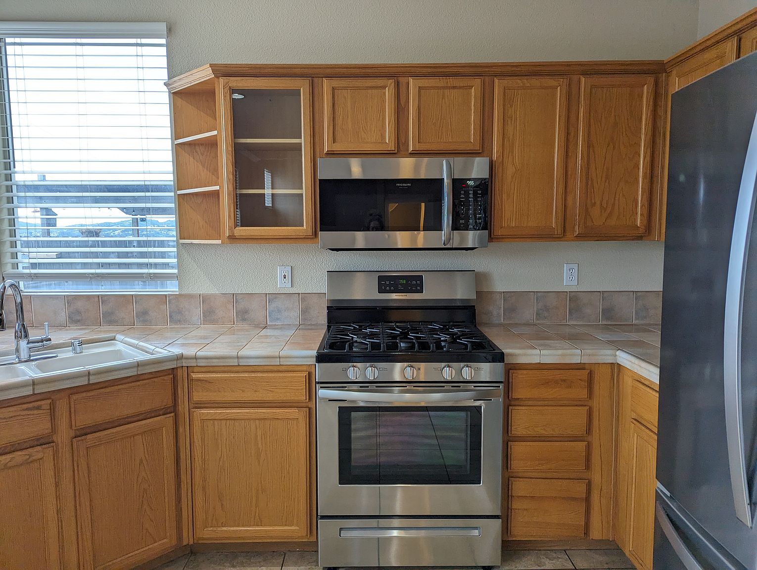 25539 Foggy Glen Dr photo 5