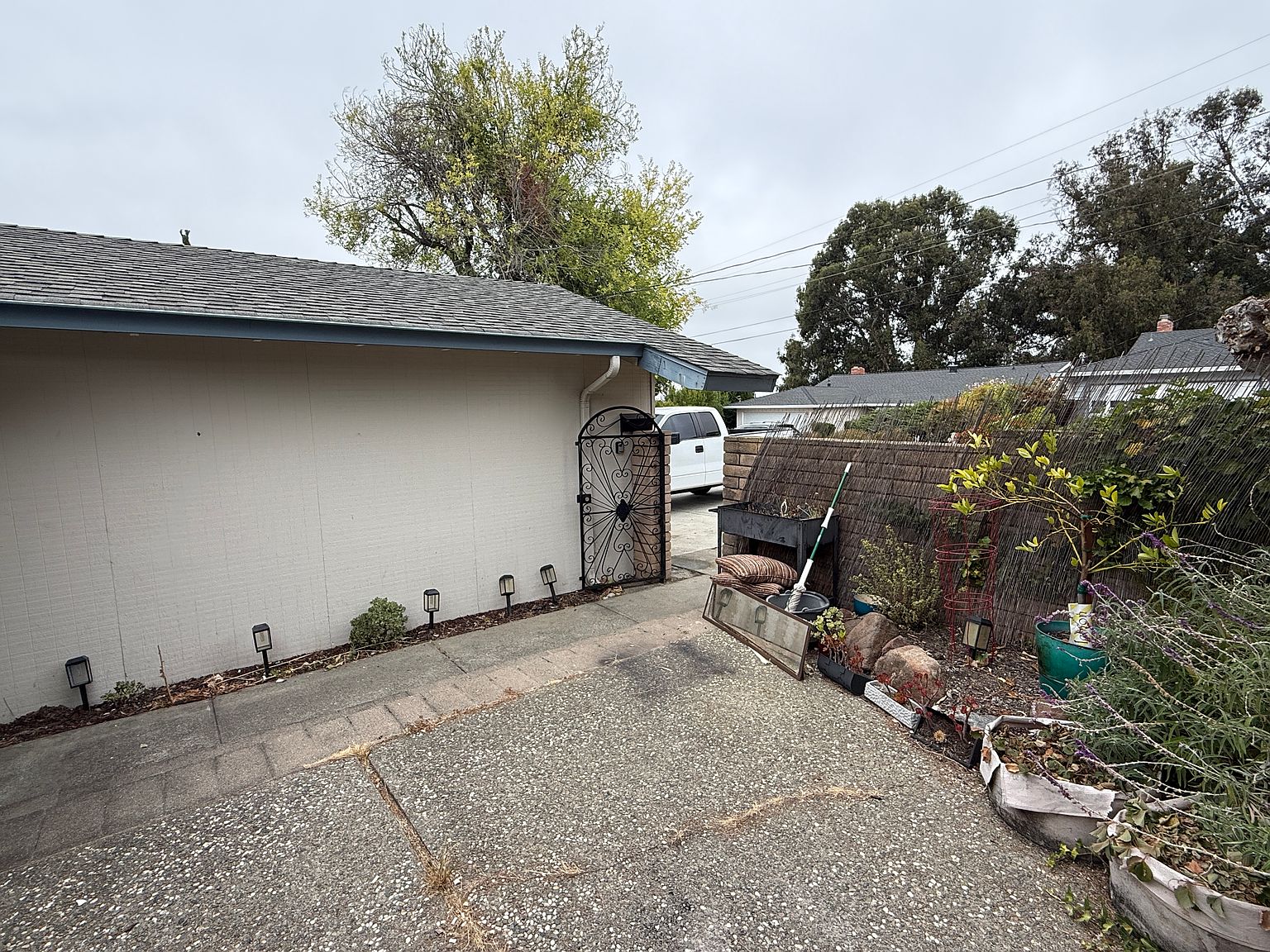 2027 Nina Ct photo 3