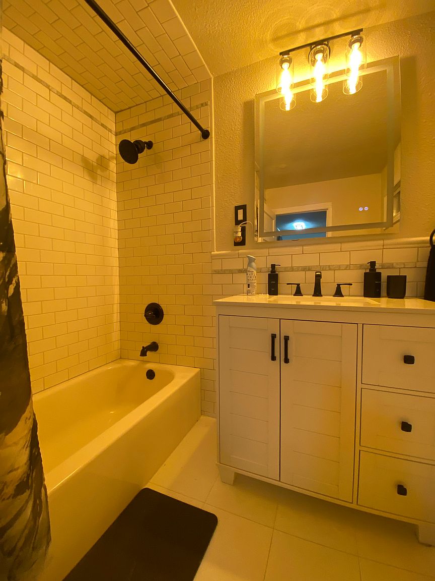 428 C St photo 5
