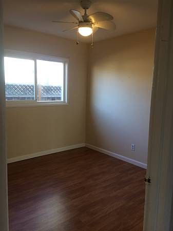 910 Marin Ave photo 5