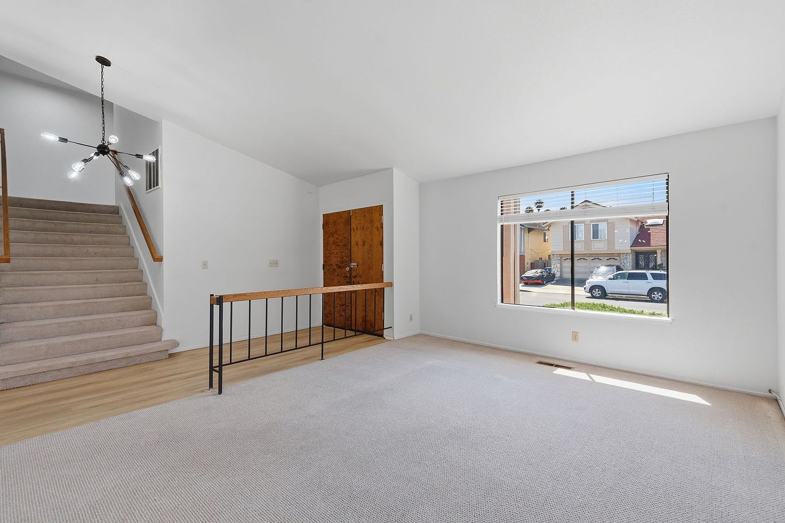 1387 Xavier Ave photo 5