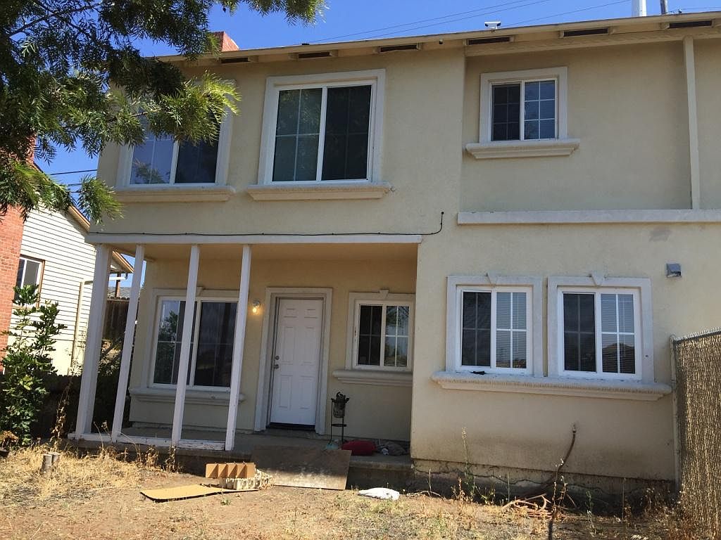 1450 Highland Blvd photo 2