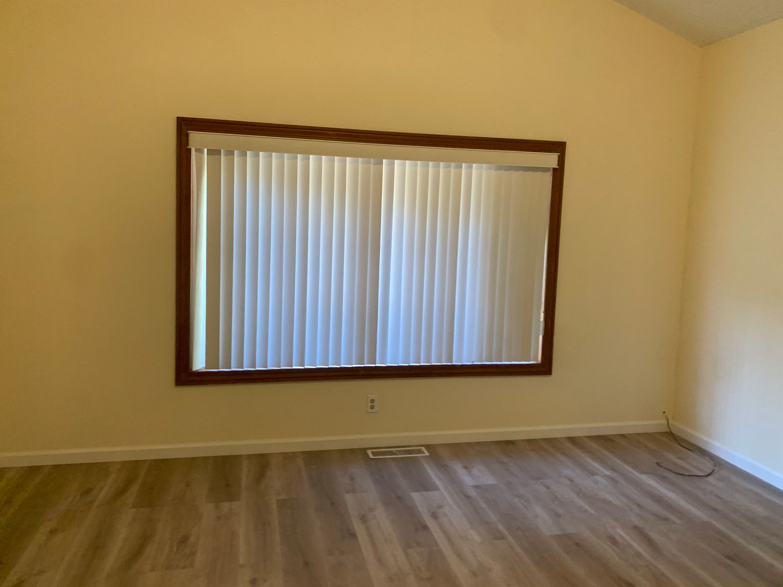 25181 Campus Dr photo 5