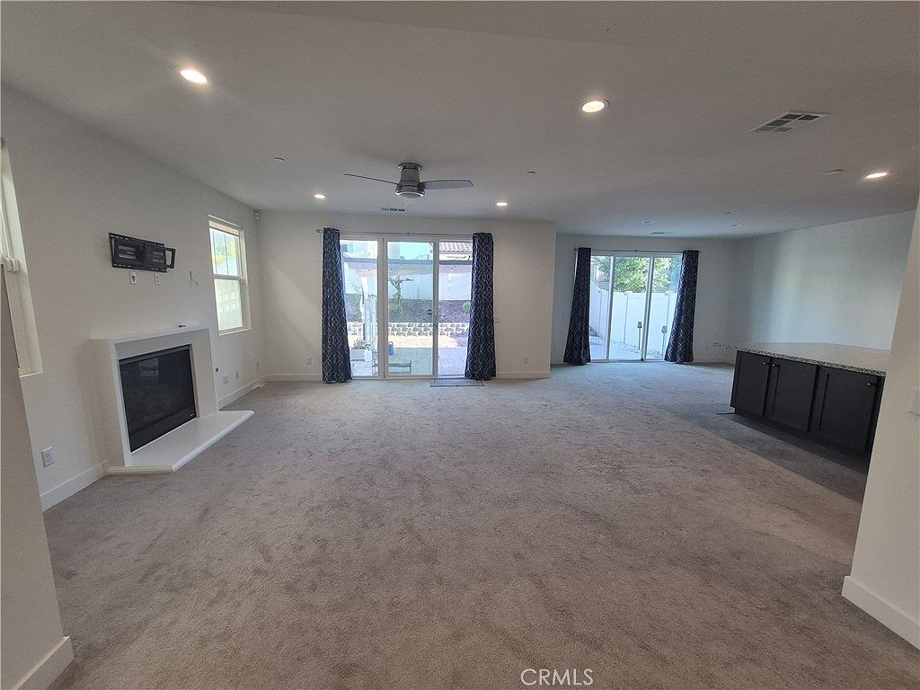 38565 Fairfield Hts photo 5