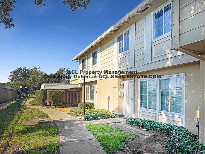 2769 Arf Ave photo 2