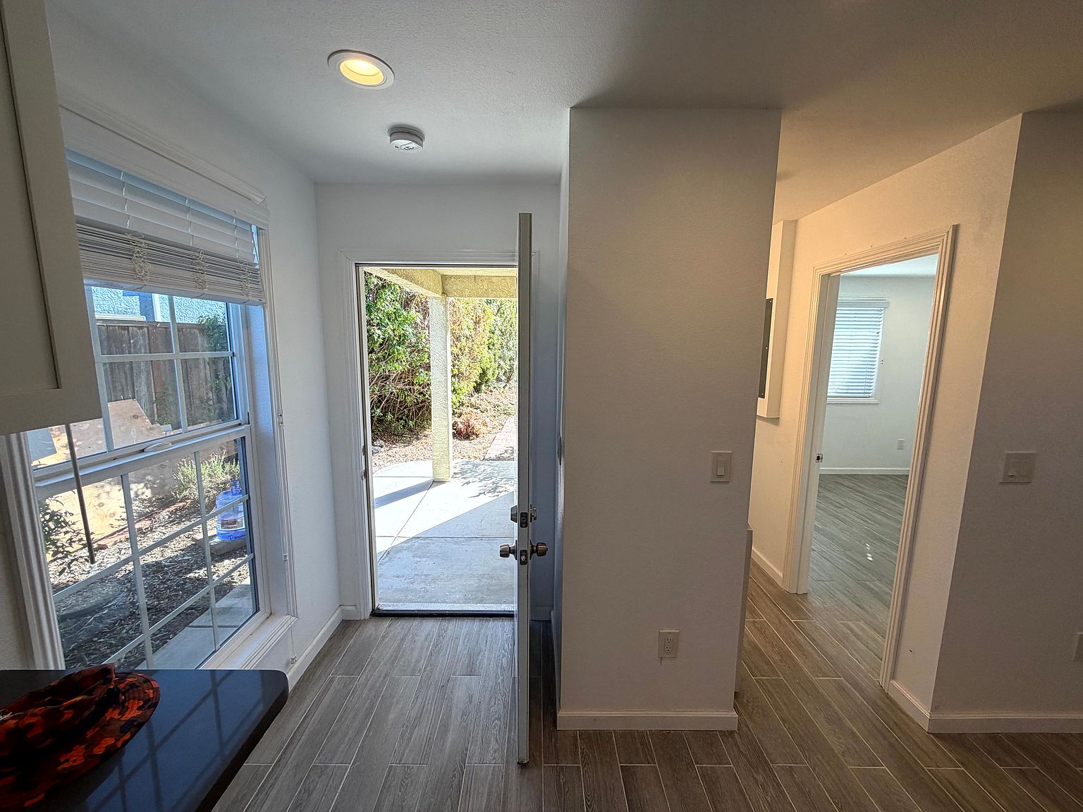 30917 Periwinkle Dr photo 4
