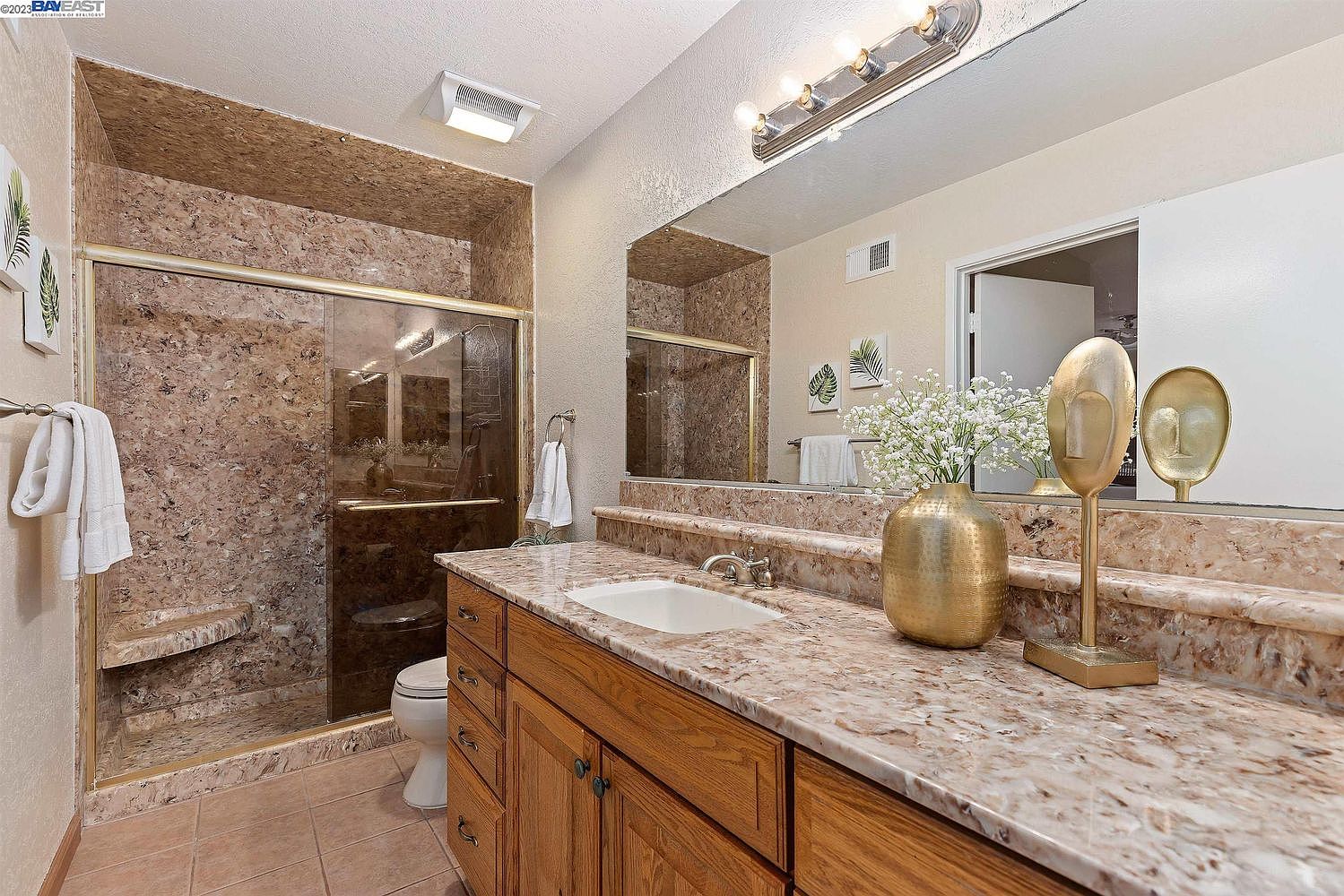 2189 Medallion Dr photo 3