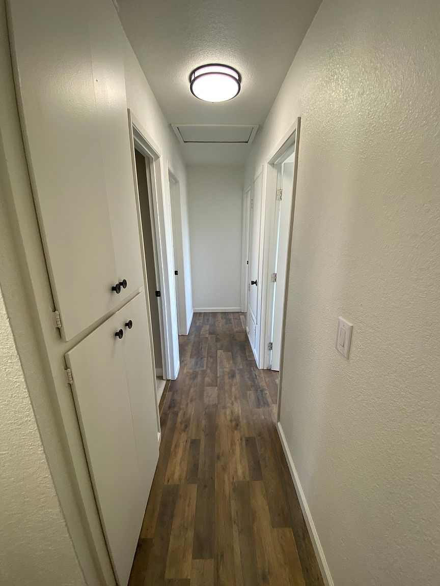 4396 Planet Cir photo 5